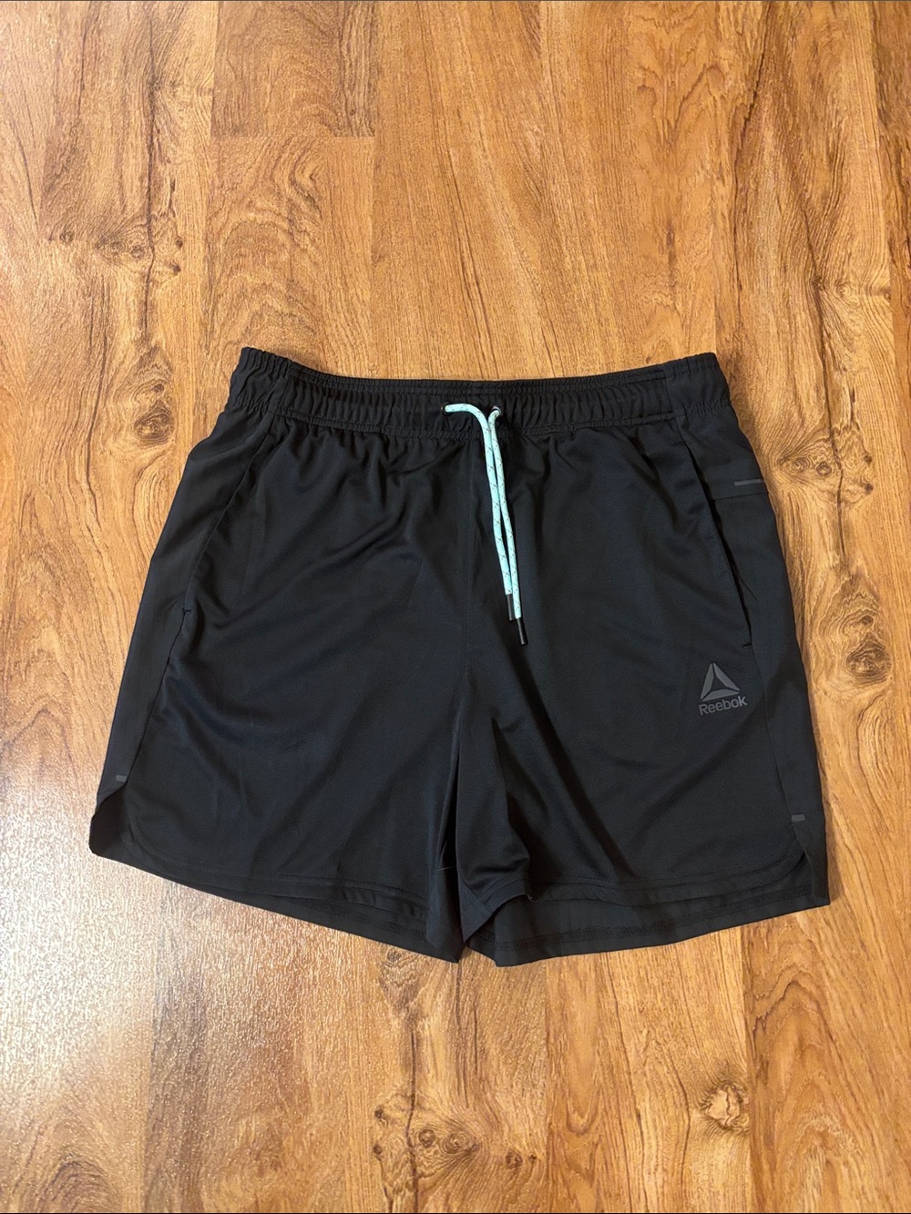 Reebok Men's Trekker Hybrid Performance Short, 6" inseam
